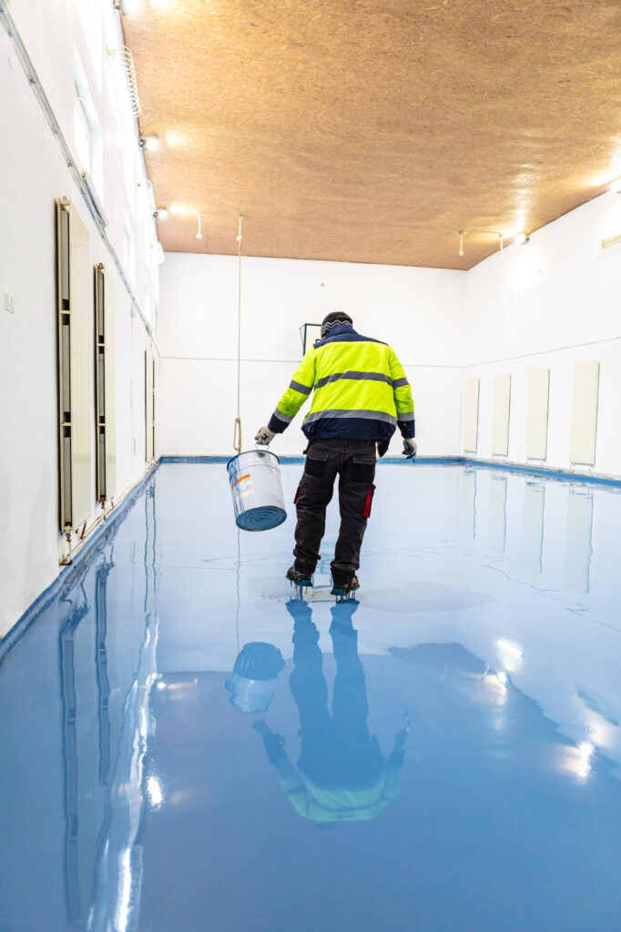 How Resin Flooring Supports a Hygienic Environment for Commercial and Industrial Spaces